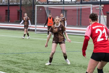 Bild 399 - wBJ FC St. Pauli - Walddoerfer SV : Ergebnis: 3:4